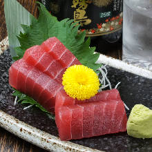 Tuna sashimi