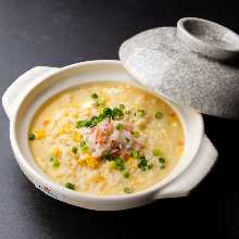 Crab and egg rice soup