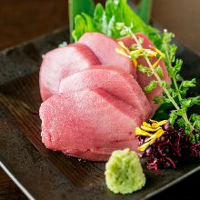 Chutoro (medium fatty tuna)