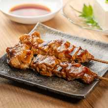 Grilled chicken thigh skewer