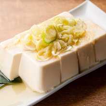 Chilled tofu with minced green onions