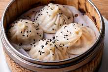 Xiaolongbao (soup dumplings)
