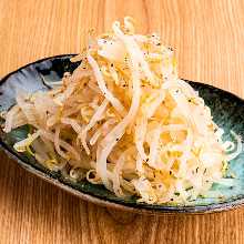 Bean sprouts namul (Korean seasoned bean sprouts)