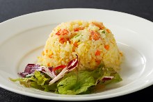 Crab and lettuce fried rice