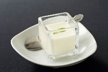 Almond jelly