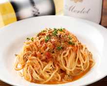 Beef and cream sauce bolognese