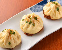 Xiaolongbao (soup dumplings)