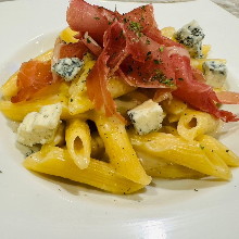 Blue Cheese Penne with Prosciutto