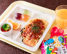 Pasta with meat sauce kids' meal