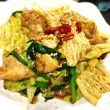 Stir-fried pork and cabbage