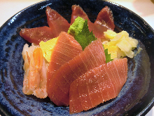 2 different parts of bluefin tuna