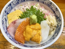 NEGITORO and special seafood rice bowl