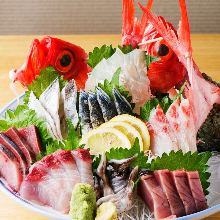 Assorted sashimi