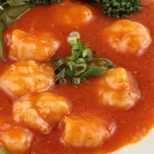 Stir-fried shrimp in chili sauce