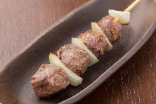 Grilled gizzard skewer