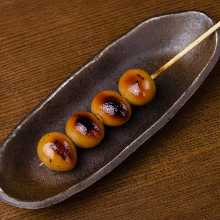 Simmered sweet soy sauce quail eggs