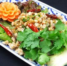 Ground pork and herbs salad lettuce wraps