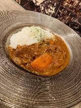 Beef sinew curry