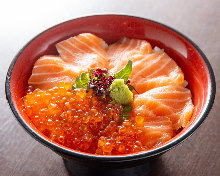 "Oyako" salmon roe and Japanese salmon rice bowl