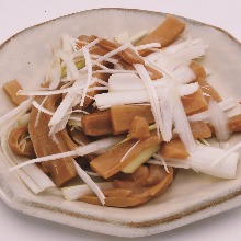 Pickled bamboo shoots