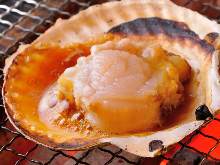 Hamayaki scallops (grilled scallops)