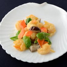 Stir-fried shrimp with salt