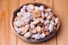 Mixed nuts 