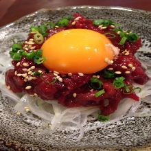 Horse meat tartare