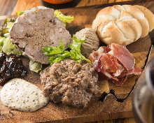 Assorted meat cuisine