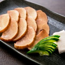 Iburi Gakko (smoked and pickled)