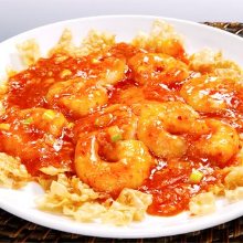 Stir-fried shrimp in chili sauce