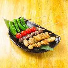 Assorted grilled chicken skewers, 5 kinds
