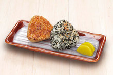 Grilled rice ball