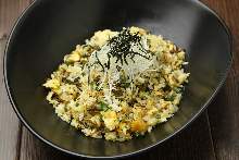 Fried rice with leaf mustard