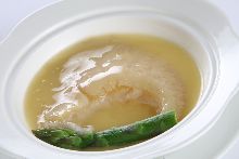 Simmered shark fin