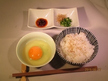 Tamagokake gohan (rice with raw egg)