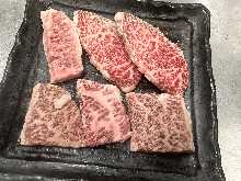 2 pieces of Tochigi Wagyu beef