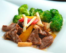 Stir-fried beef and vegetables