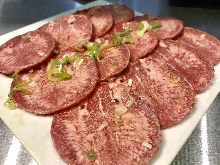 Premium grilled tongue seasoned with salt