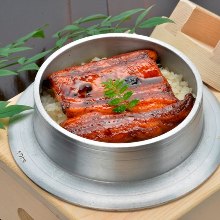 Eel kamameshi (pot rice) Eel kamameshi (pot rice)