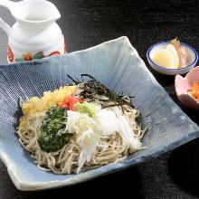 Chilled buckwheat noodles with grated yam