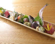 Assorted sashimi