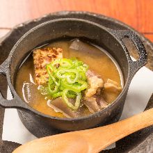 Simmered beef tendon