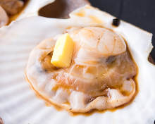 Grilled scallop with butter