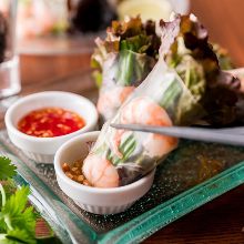 Goi cuon (fresh spring rolls)