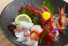 Assorted sashimi