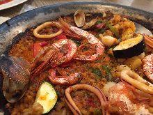 Seafood paella