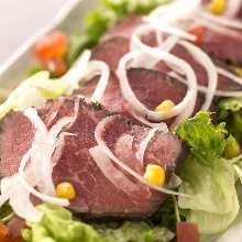 Roast beef salad