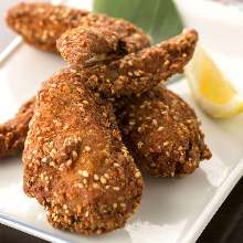 Deep-fried spicy chicken wing tips