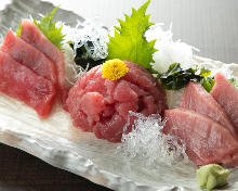 Assorted tuna sashimi